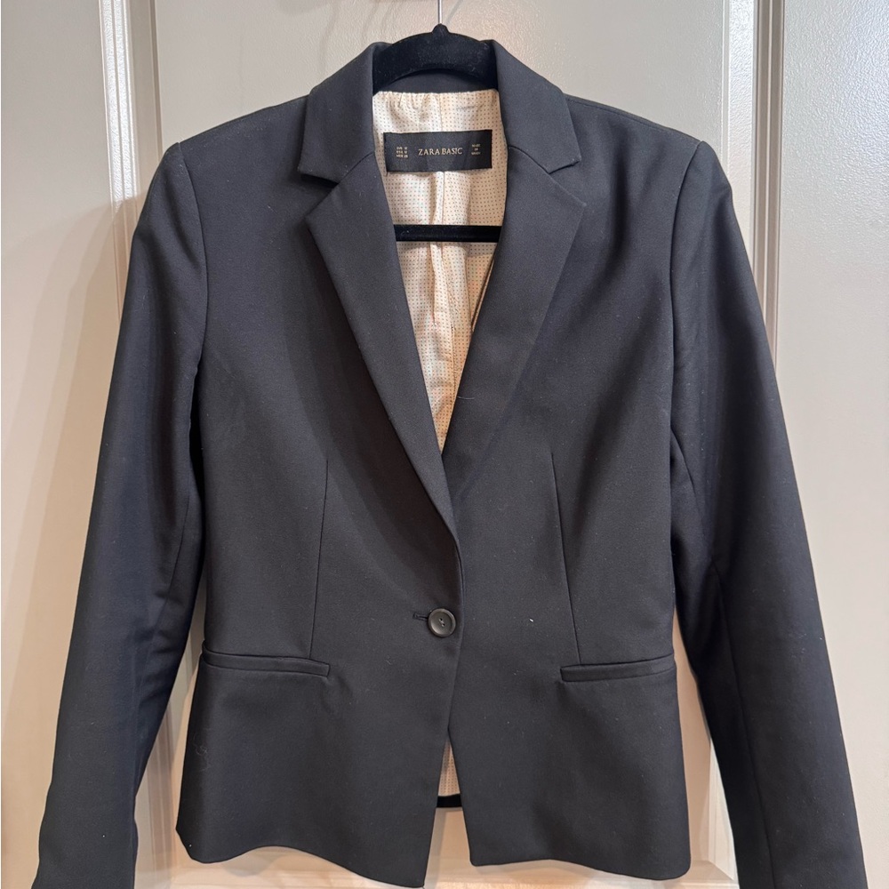 Zara Classic Black Women's Blazer